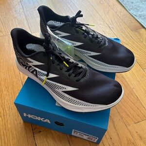 Hoka Crescendo Running Sneakers, unisex, Woman 11, Men 9.5